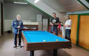 Changement du drap du billard