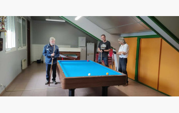 Changement du drap du billard